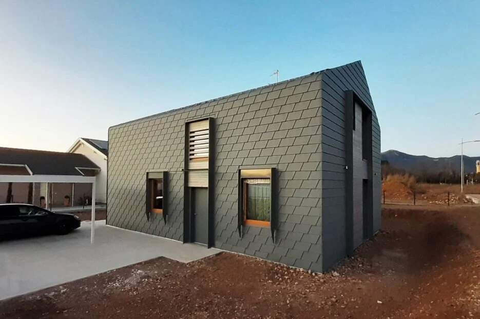 Leap Frame - 2 Bedroom Medium