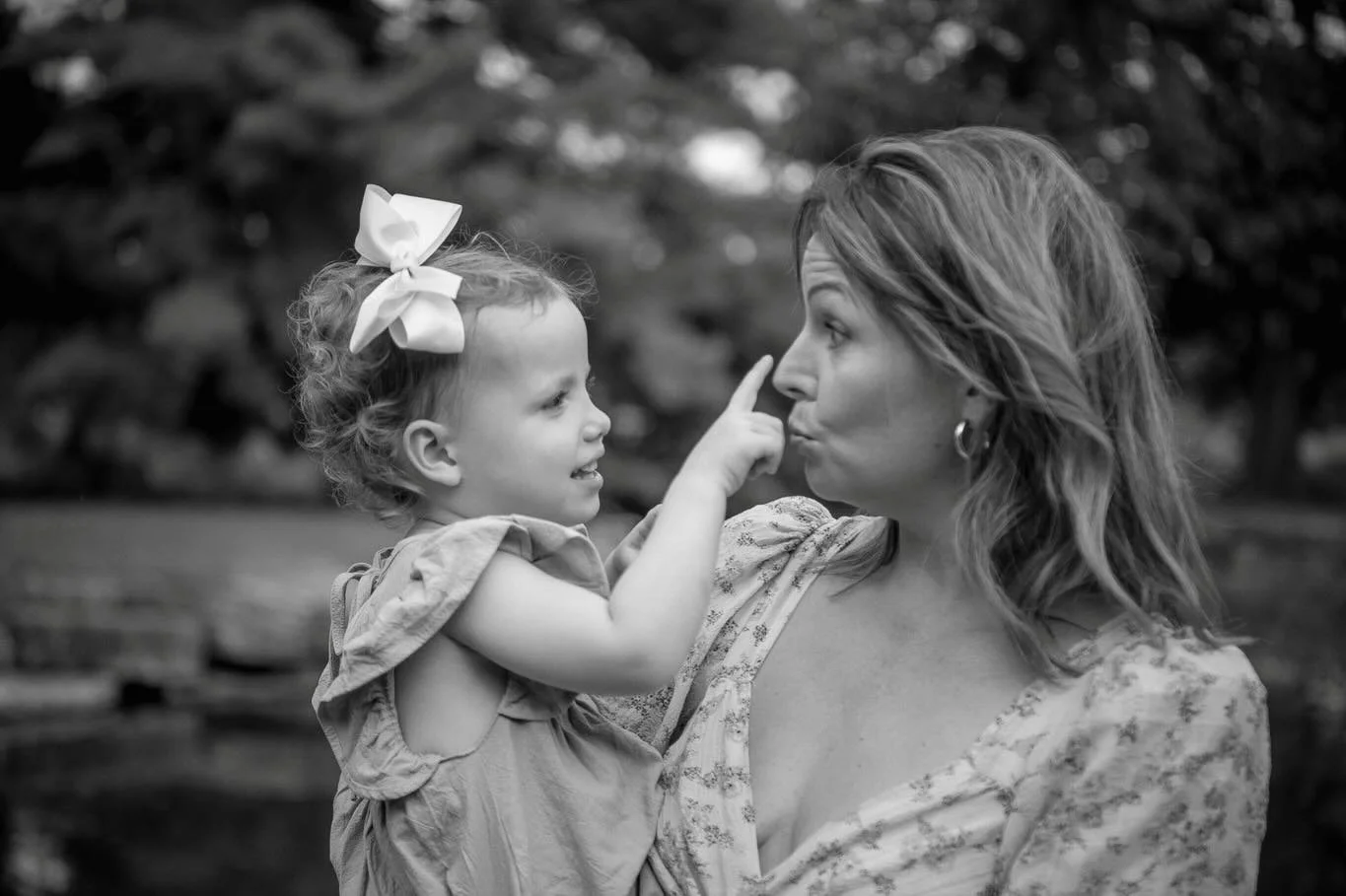 Mother&rsquo;s Day Minis are available to book, the link to book is in my highlights! April 19 | Only 7 spots available 🩷

Let&rsquo;s celebrate the Moms in your life 📸