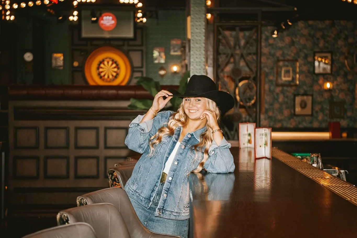 denim on denim, forget him ✌🏽