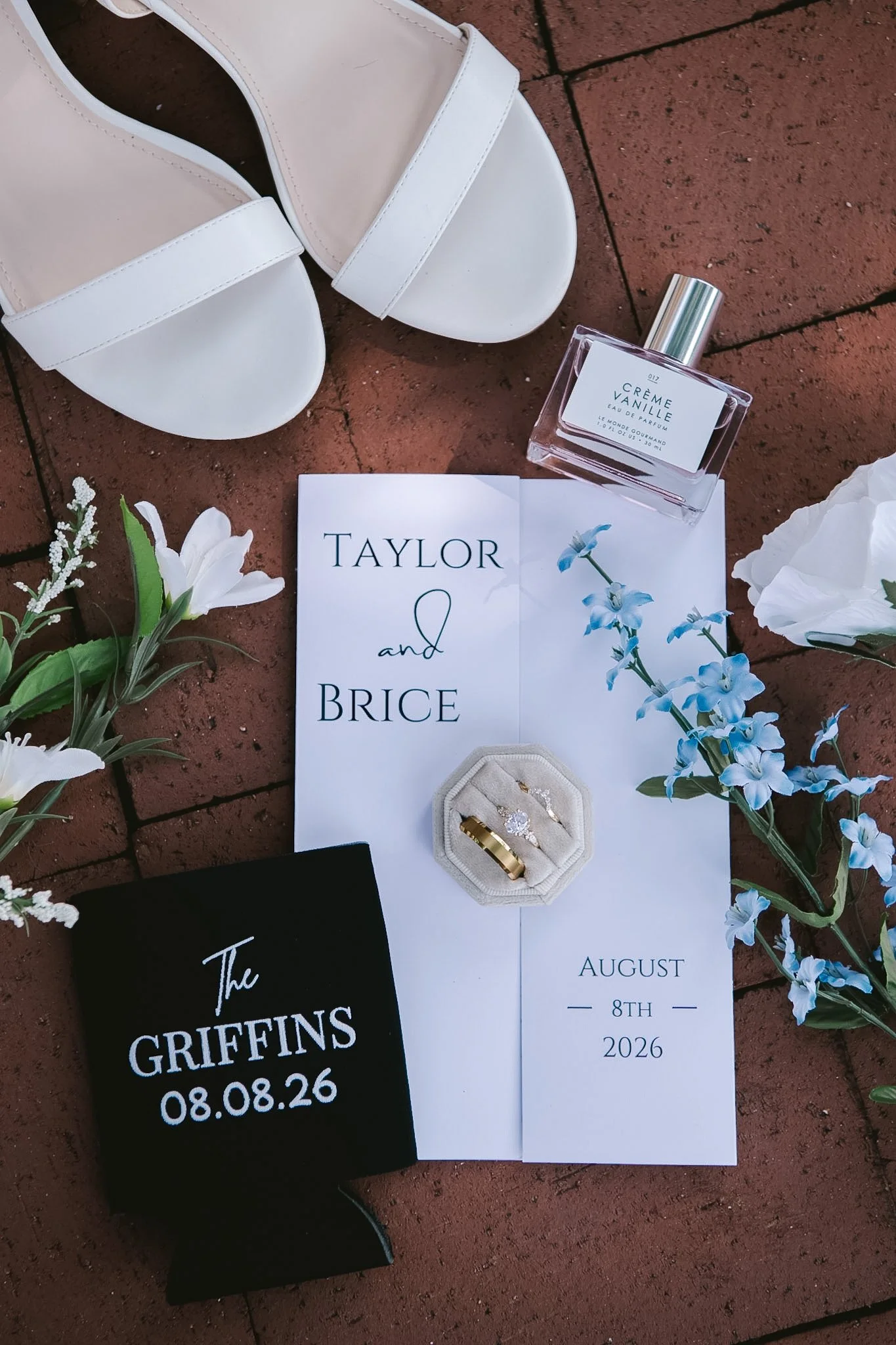 detail flat lay wedding photo