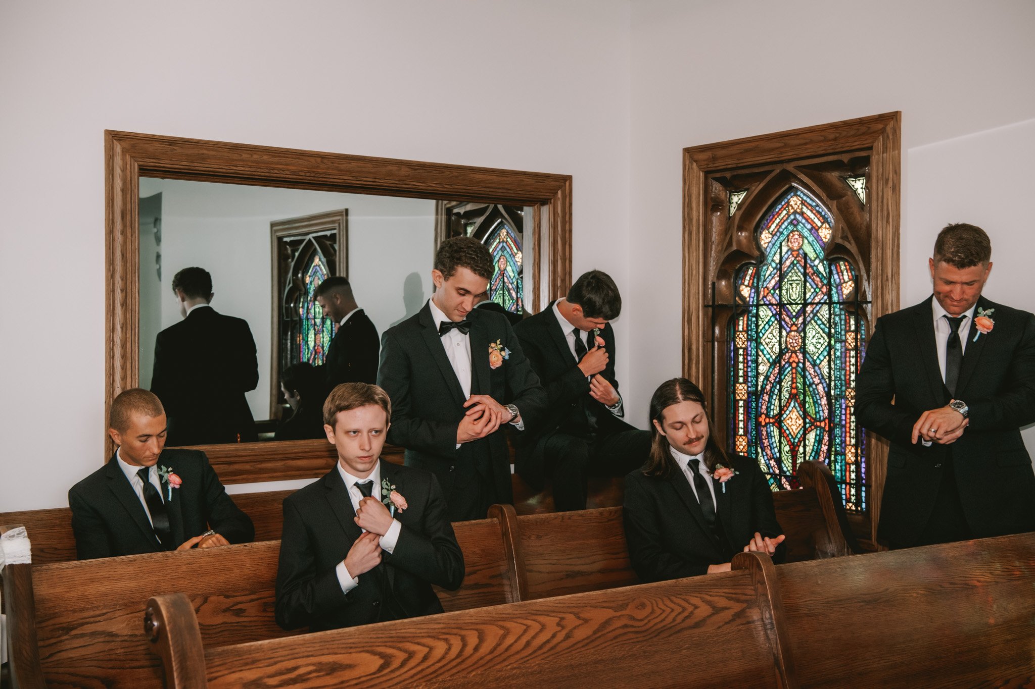 groom and groomsmen at hermann hill winery
