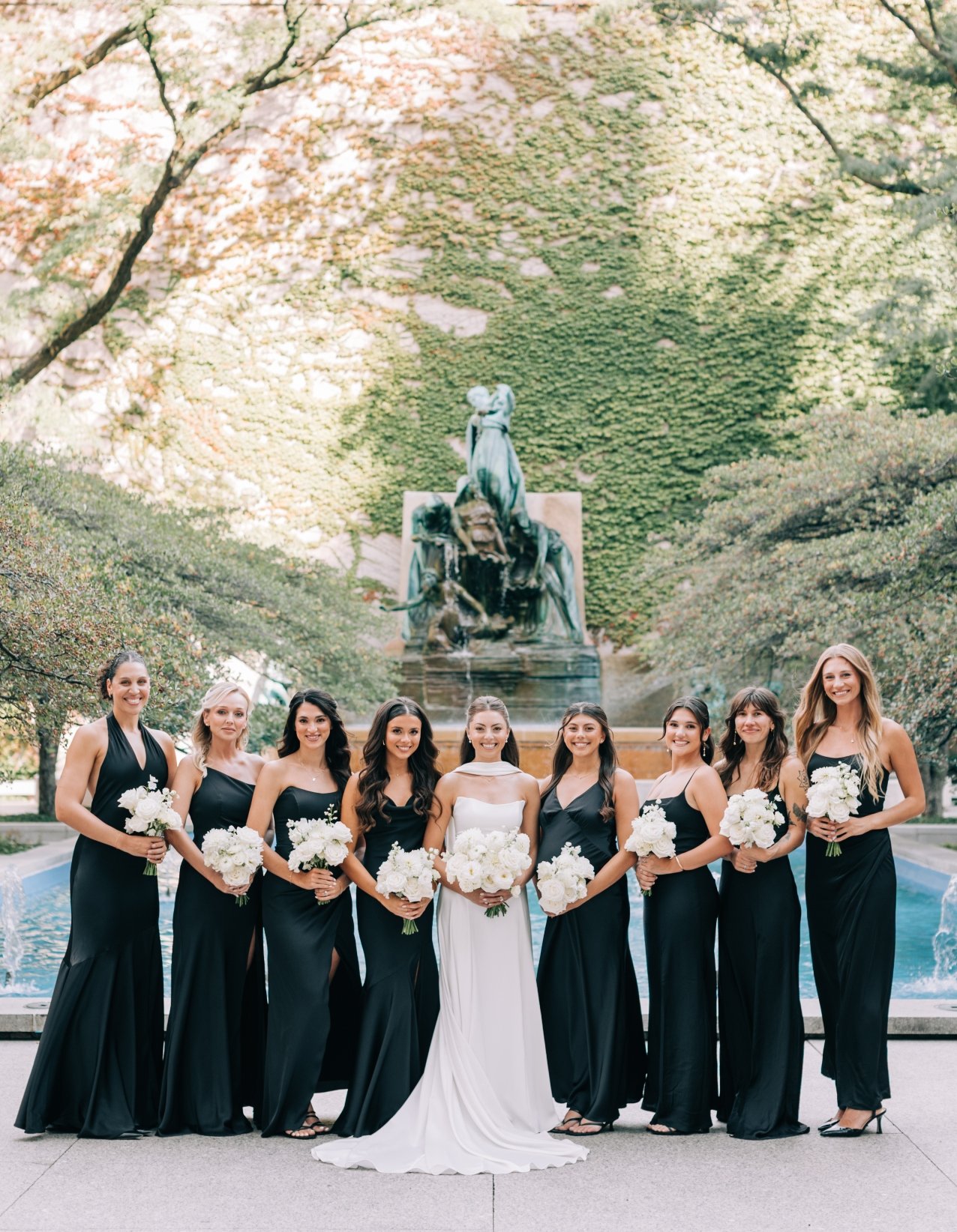 BridalPartyre-214resized.jpg