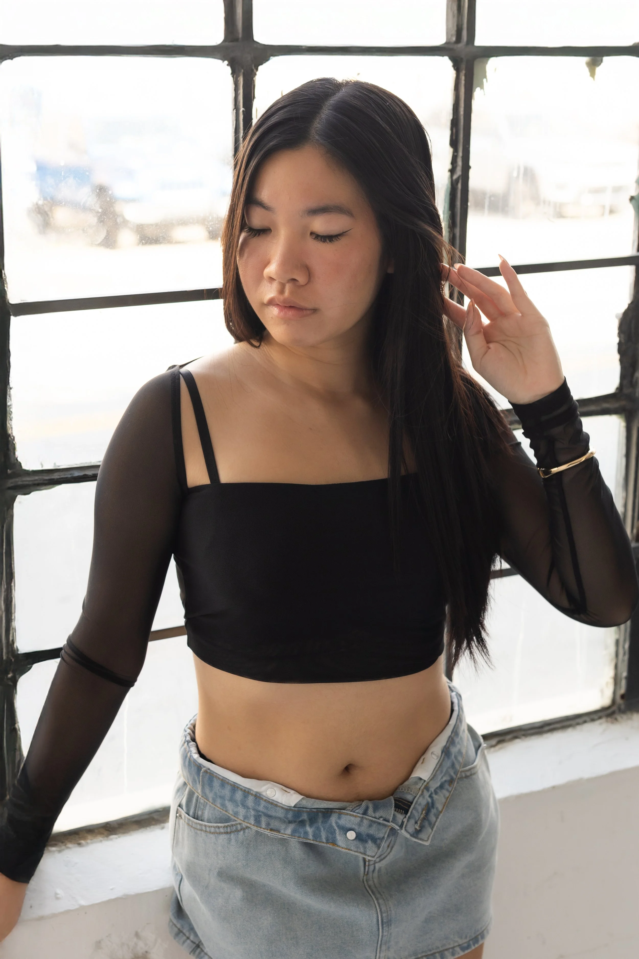 Jolie - Miniskirt-03.jpg