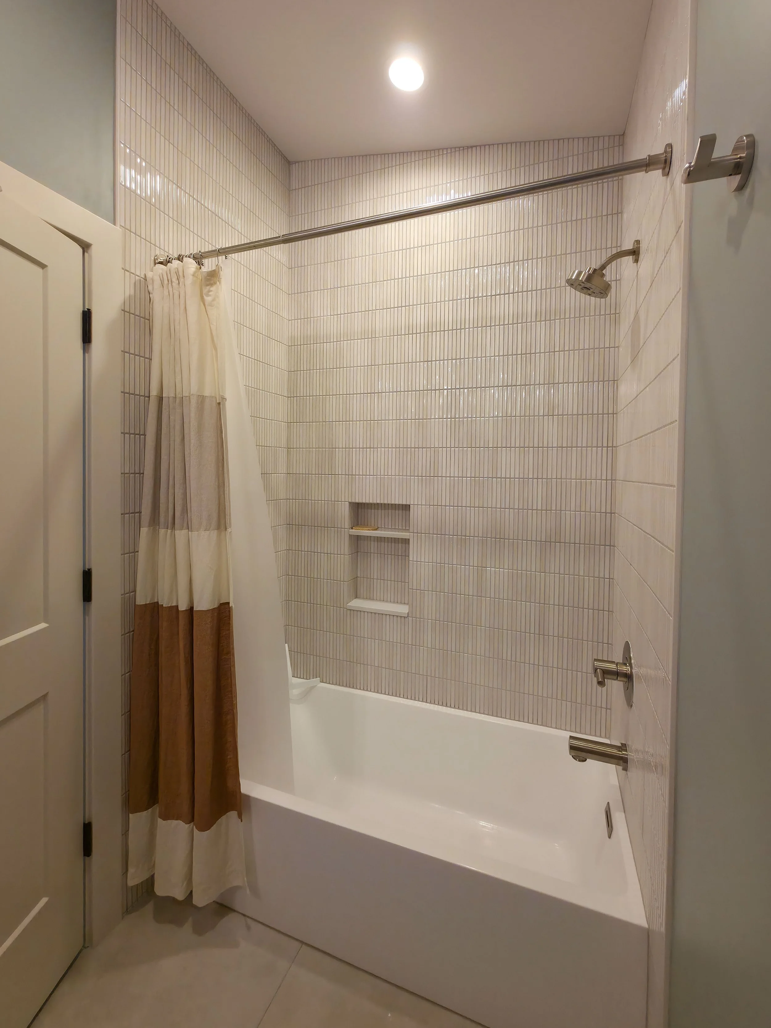 Holladay Utah Interior Remodel Hall Bath h3.jpg