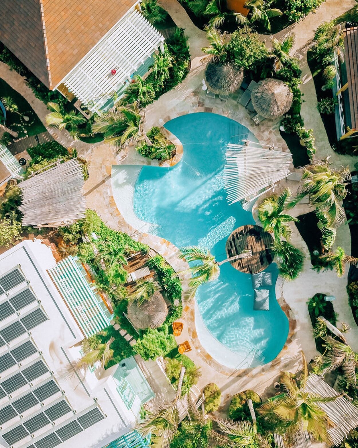 Still one of our favorite Hotels In Aruba and top 5 hotels experiences overall. @boardwalkhotelaruba 

What stood out the most to me was the individual Casitas that offer a unique home away from home experience with an added benefit of luxury by the 