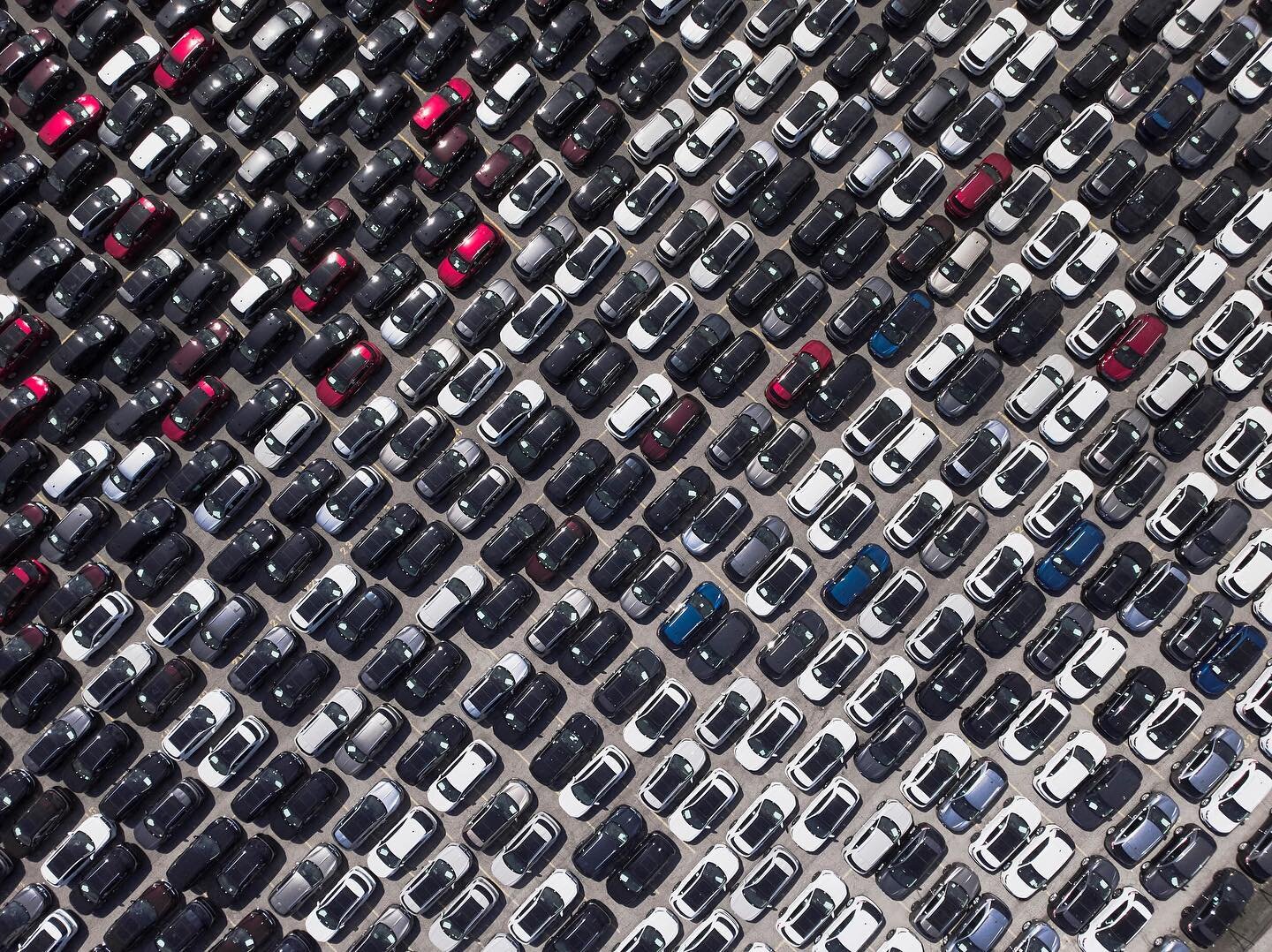 Hundreds of cars waiting on parts, due to the global semiconductor chip shortage.
.
.
DroneLab.
Advanced Operations certified.
Nav Canada approved
.
.
#curiocitycanada #blogto #droneoftheday #drone #dronecinema #dronelife #dronephotography #droneshot