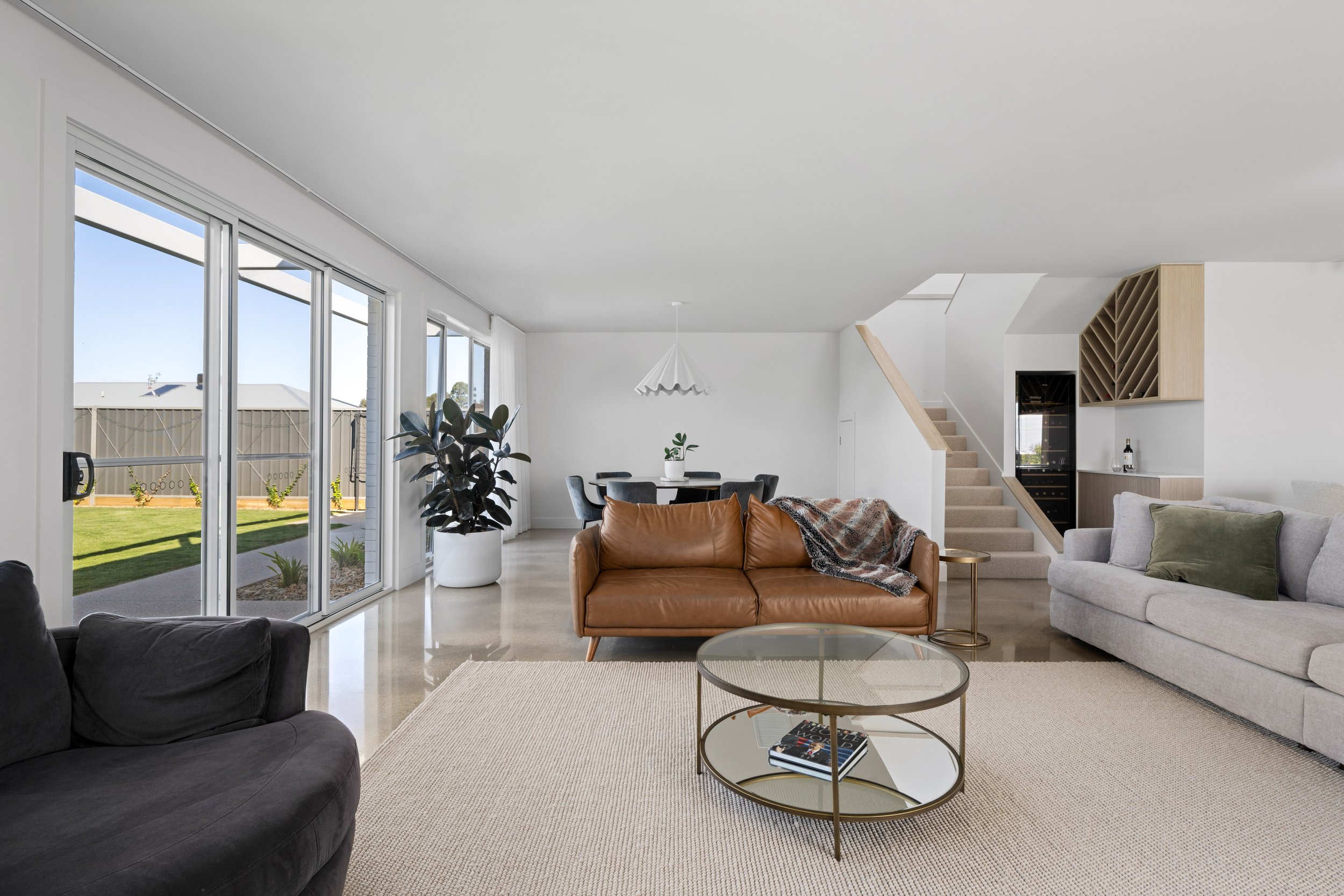 74 Peter Thomson Cct, Yarrawonga VIC 3730-2.jpg