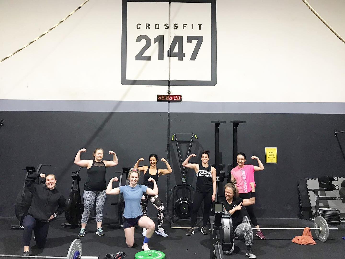 #YTG ❤️

📷: @jenx_mindbodyfuel 

#womenofcrossfit 
#6amcrew
#fitnessandcommunityforeveryone