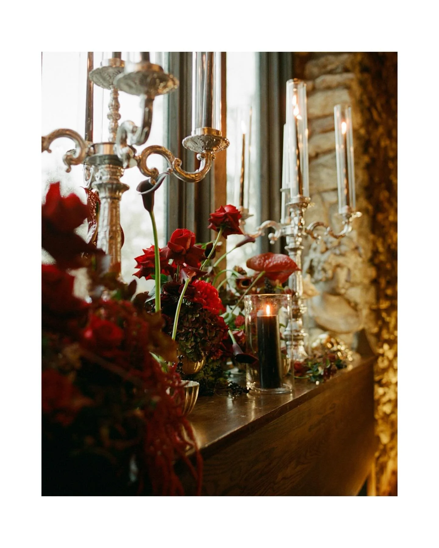 Happy New Year ✨ 

A little time off, a little too much wine &amp; sweets. But I&rsquo;m back and ready for all things weddings and events. I&rsquo;m incredibly grateful for an amazing year and excited for what&rsquo;s next. We still have some 2026 d