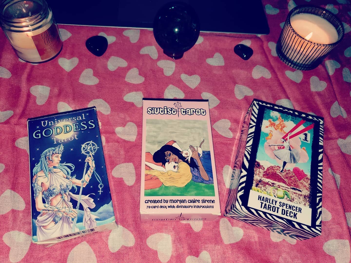 I've been combining these 3 beautiful bitches for #shadowwork readings with #profound results! Link in bio if you are ready to #GoWithin 
Once we identify what lurkes in our shadows we can truly begin the #healing process. 
🖤🔮🖤🔮🖤🔮🖤🔮🖤🔮🖤🔮
#