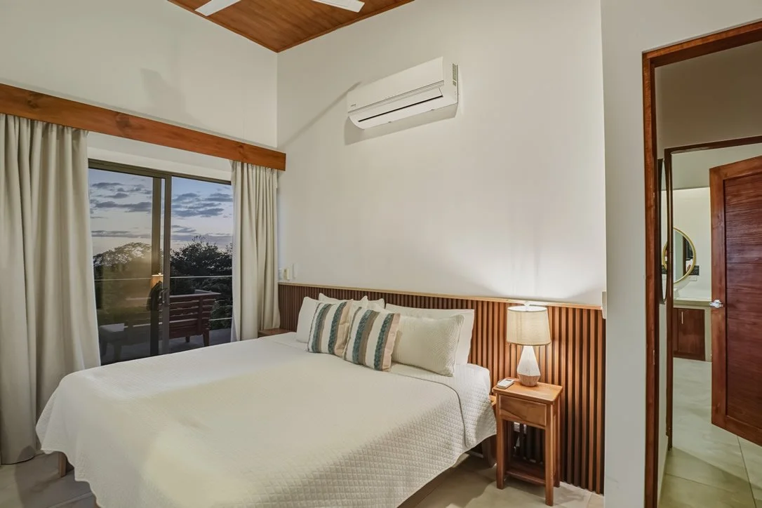 pool-house-room-1.jpg