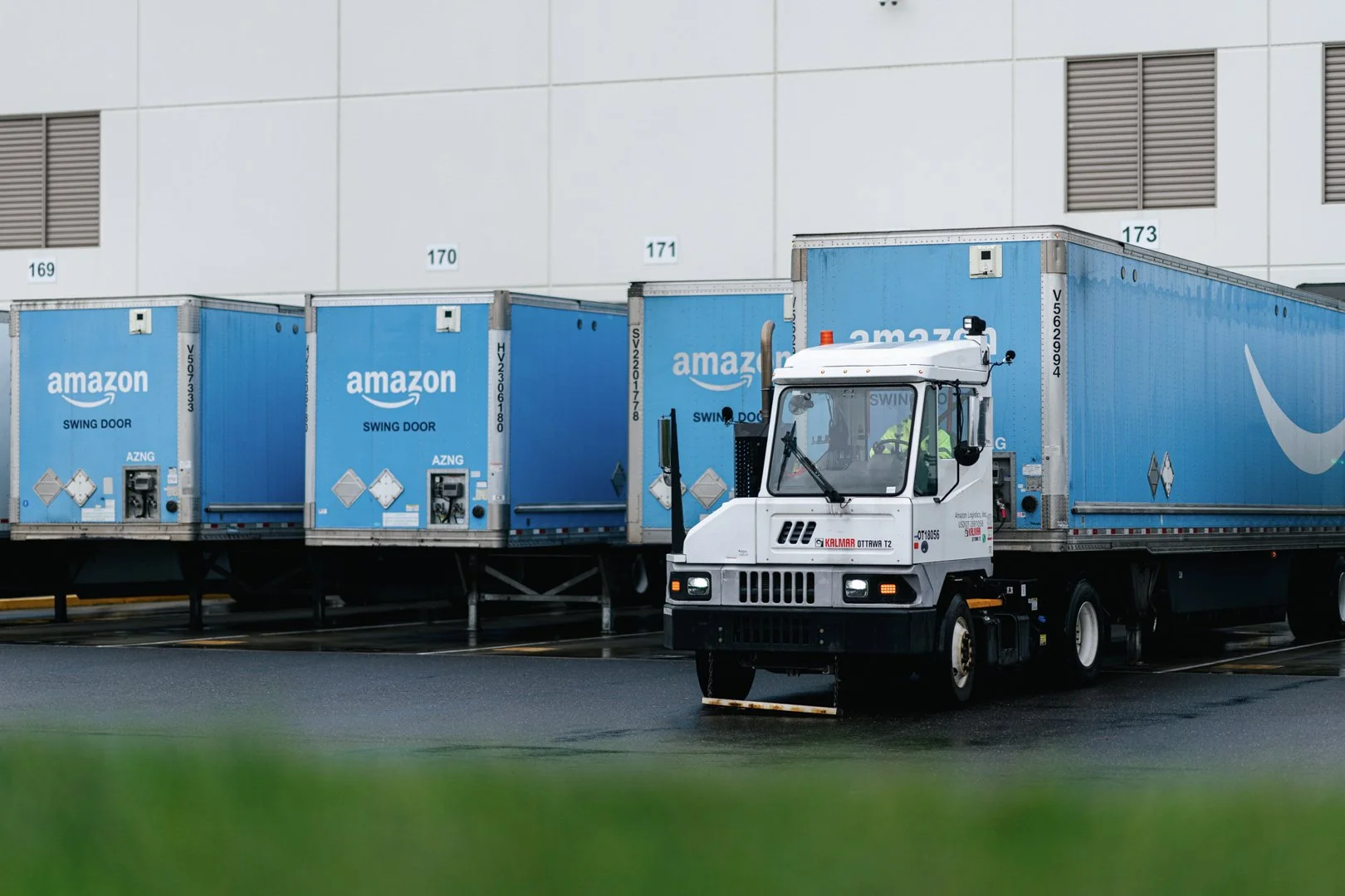 Amazon Freight-18.jpg