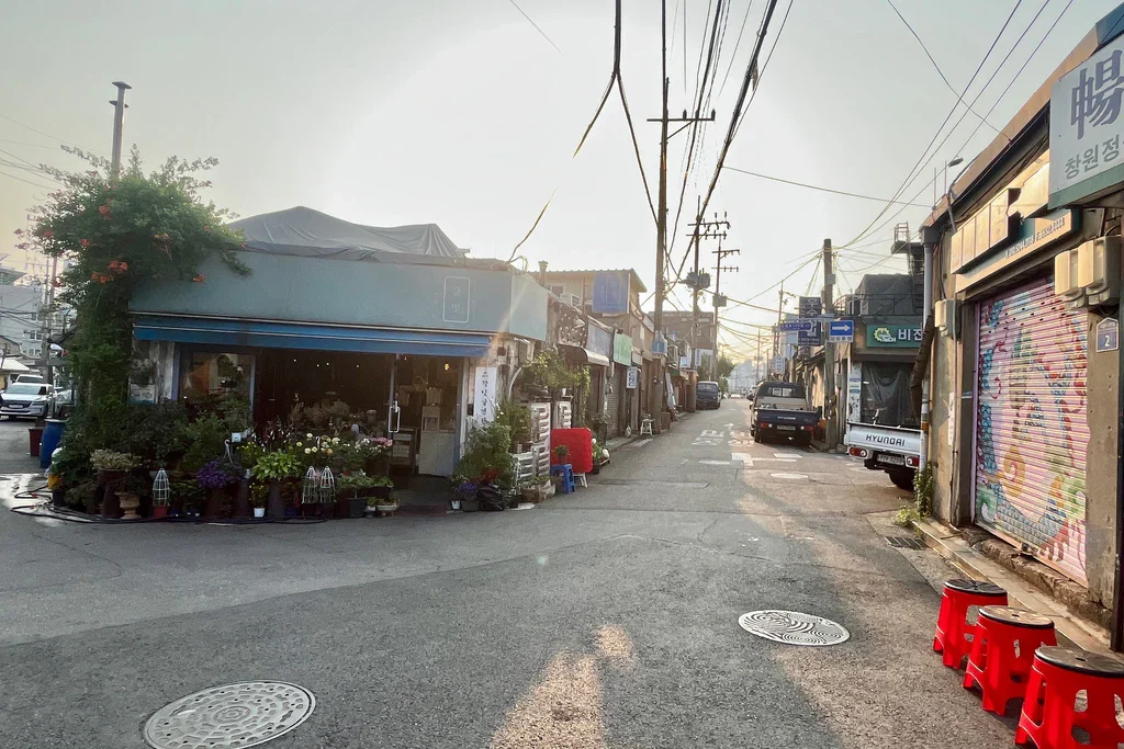 Lamp-working Azurhaus | Handmade stories of craft Singapore Korea