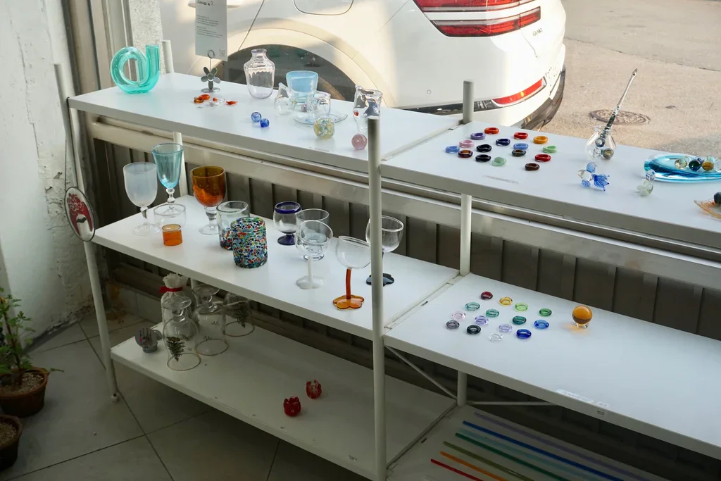 Lamp-working Azurhaus | Handmade stories of craft Singapore Korea