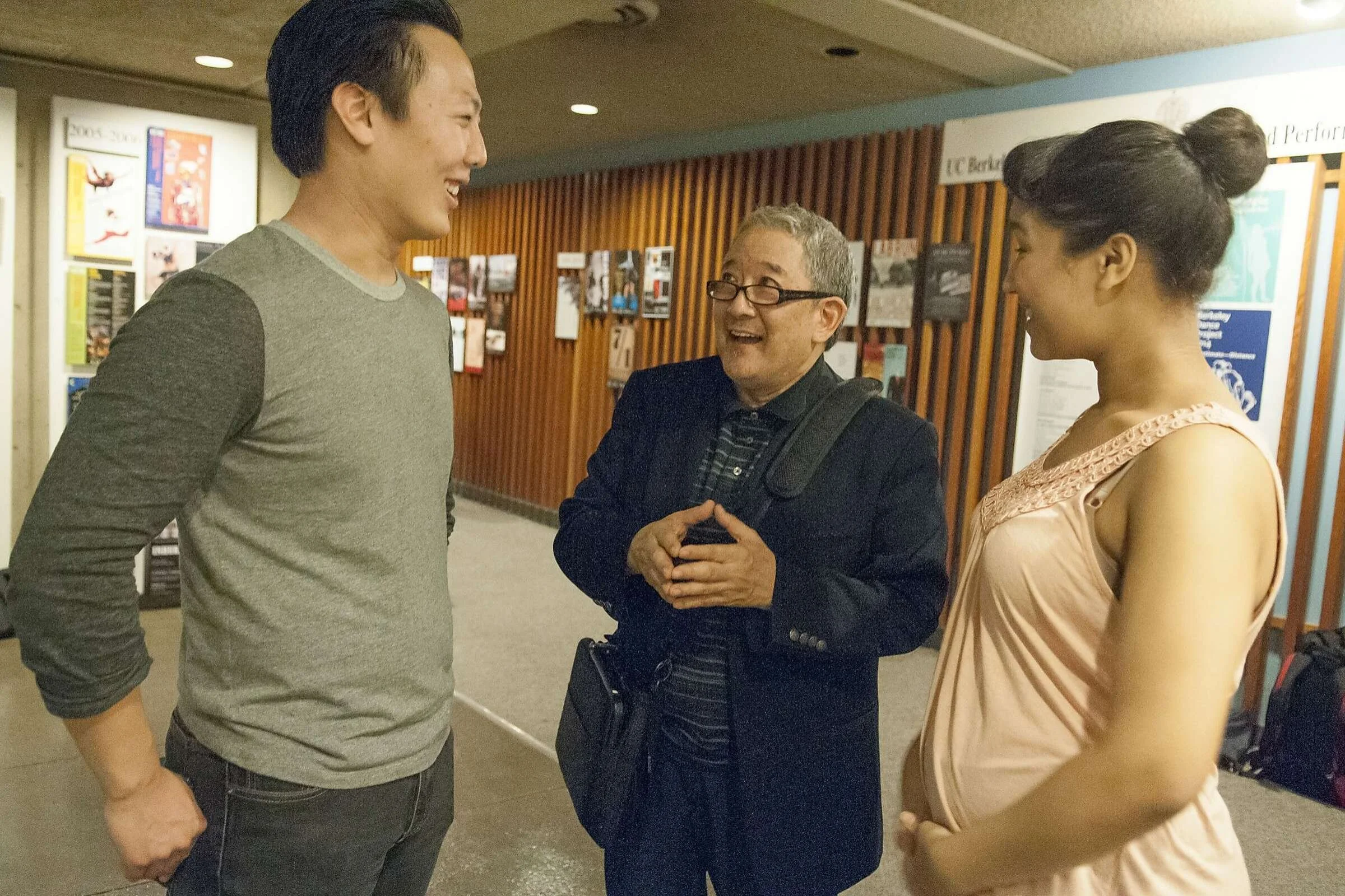 Playwright Philip Kan Gotanda (center) discusses rehearsal of Gotanda's "After the War Blues" at UC Berkeley's Zellerbach Playhouse with actors Intae Kim (left) and Dela Aisha Meskienyar. – Courtesy of Ryan Montgomery / SF GATE