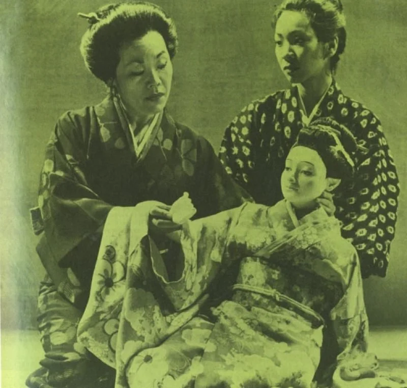 Emily Kuroda and Sala Iwamatsu in Philip Kan Gotanda’s Ballad of Yachiyo. Photo courtesy of Southwest Repertory Theatre.