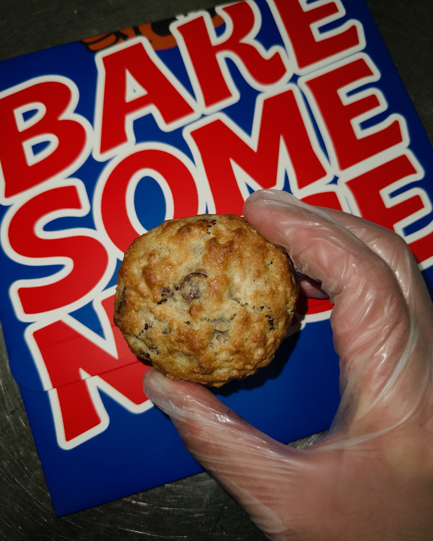 AN OLDIE BUT GOODIE IS BACK FOR THE MONTH OF JUNE. STILL A CLASSIC. OATMEAL CHOCOLATE CHIP👨🏽&zwj;🍳🍪 #bakesomenoise 

MORE NEWNESS ALSO HAPPENING THAT WE&rsquo;RE ABOUT TO DROP. THINK MERCH, EVENTS AND A WHOLE NEW LOCATION FOR EL &lsquo;72. STAY T