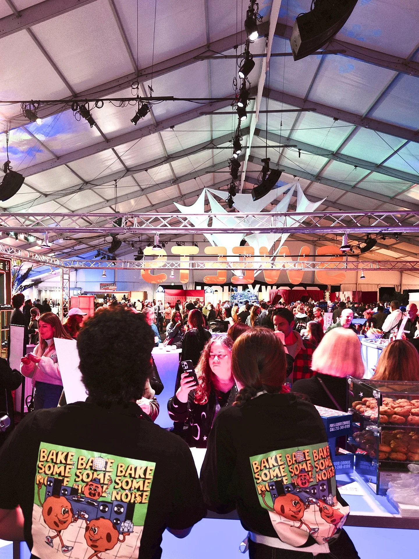 SANTA MONICA WE ARE BACK! WE&rsquo;LL SEE YOU SATURDAY! AND DON&rsquo;T FORGET DESSERT👨🏽&zwj;🍳🍪 #bakesomenoise