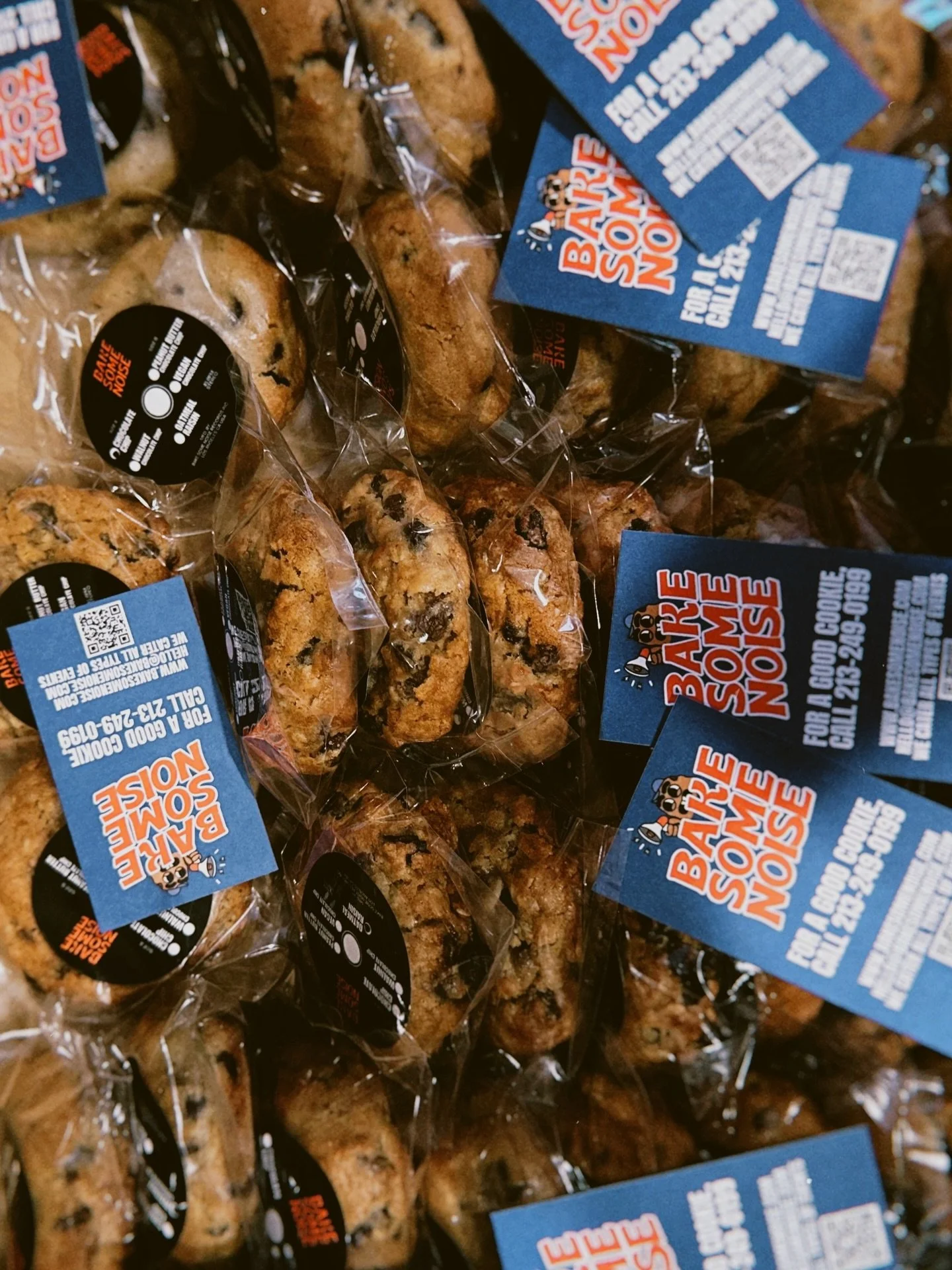 WE SHIP FASTER THAN AMAZON! WE&rsquo;LL GET IT TO YOU BEFORE SANTA POPS IN ON THE 25TH GUARANTEED🎅🏽 #bakesomenoise