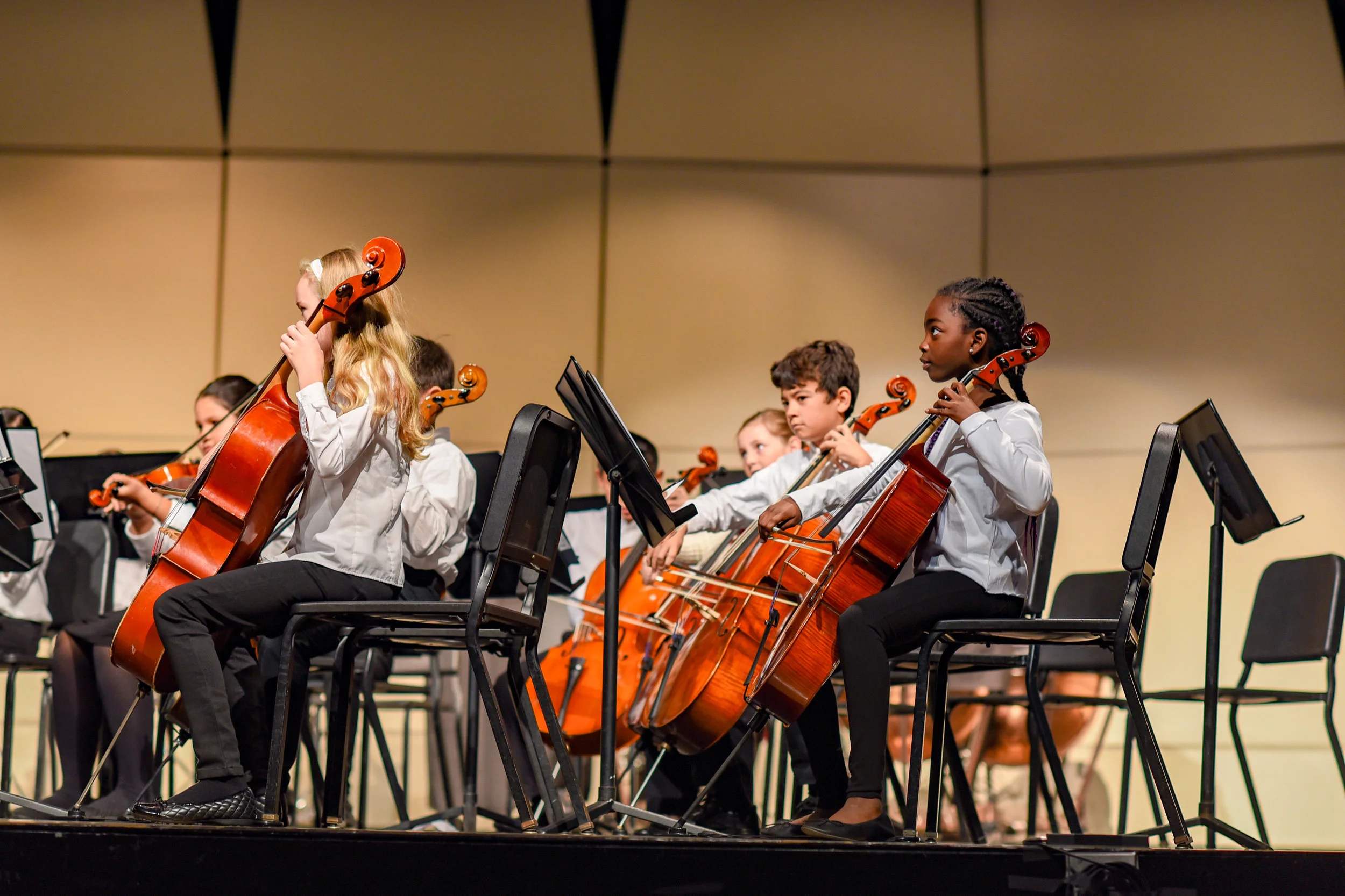 Prelude performs Yangtze Boatman's Chantey