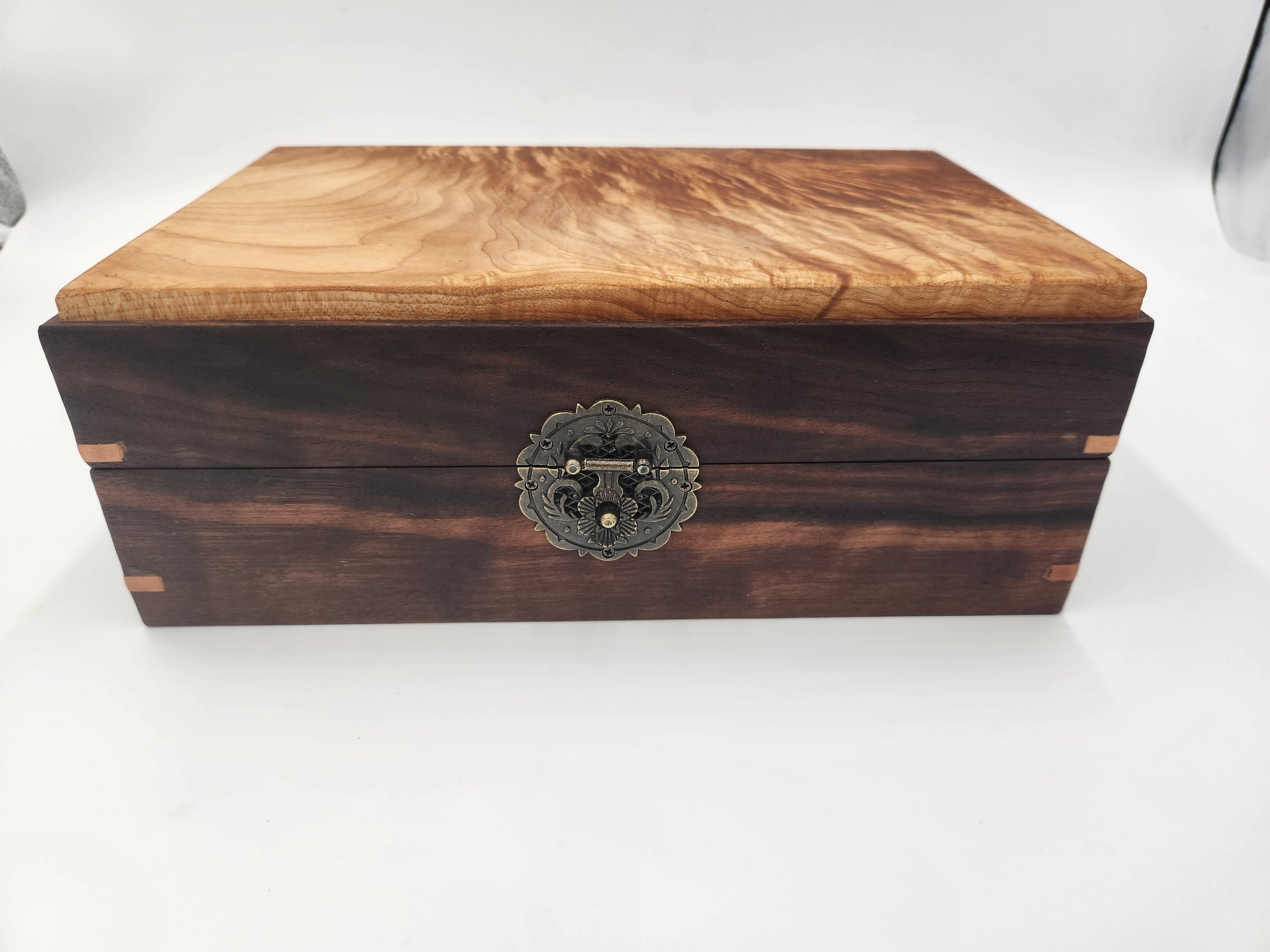 Large decorative mitered box with brass latch and hinges, Walnut, with a Big Leaf Maple inset lid.