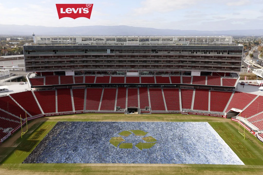 Levis-Field-of-Jeans-Embargoed.-JJ-1024x682 WITH LEVIS BATWING LOGO.jpg