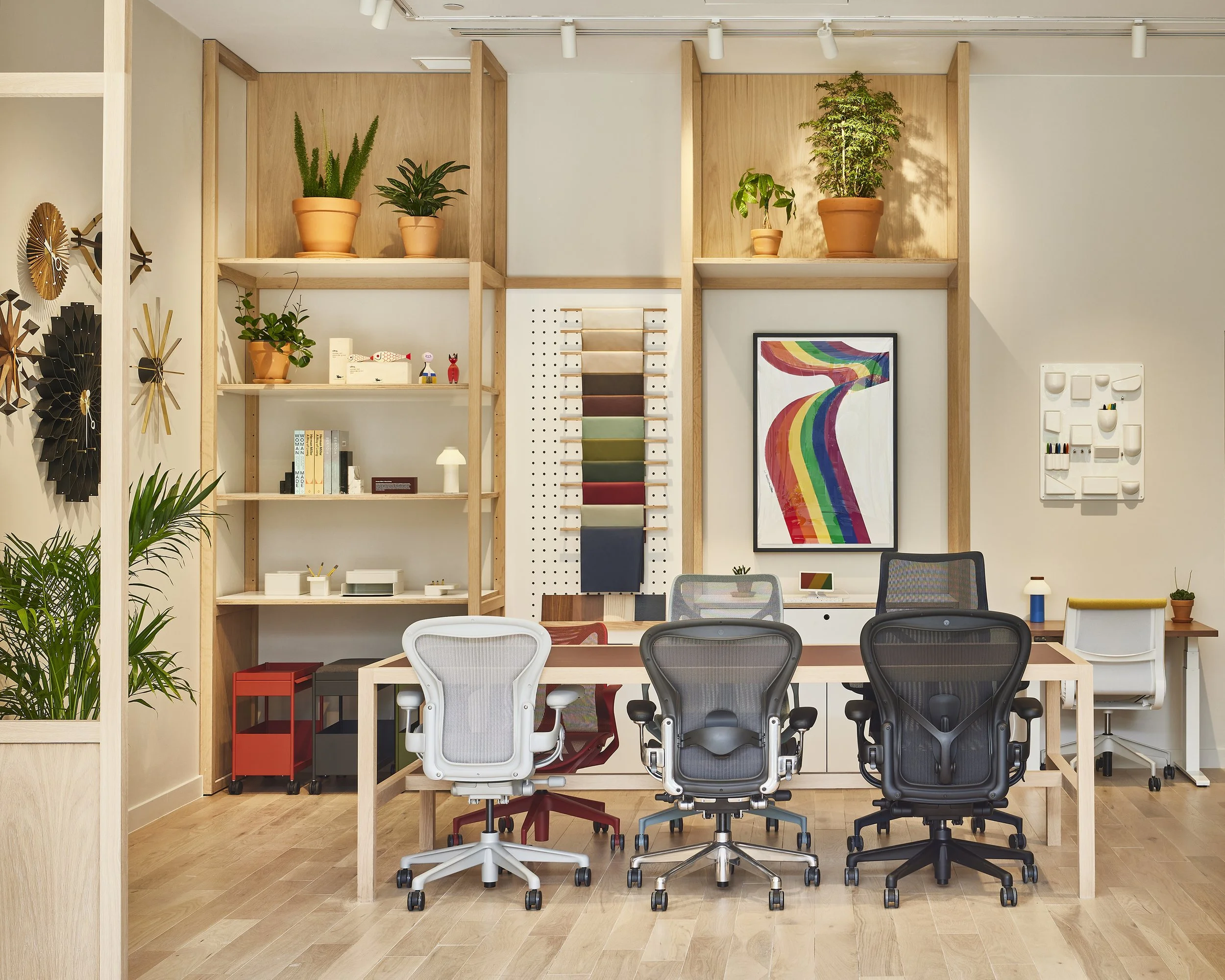 HM_Store_CherryCreek_CO_office.jpg
