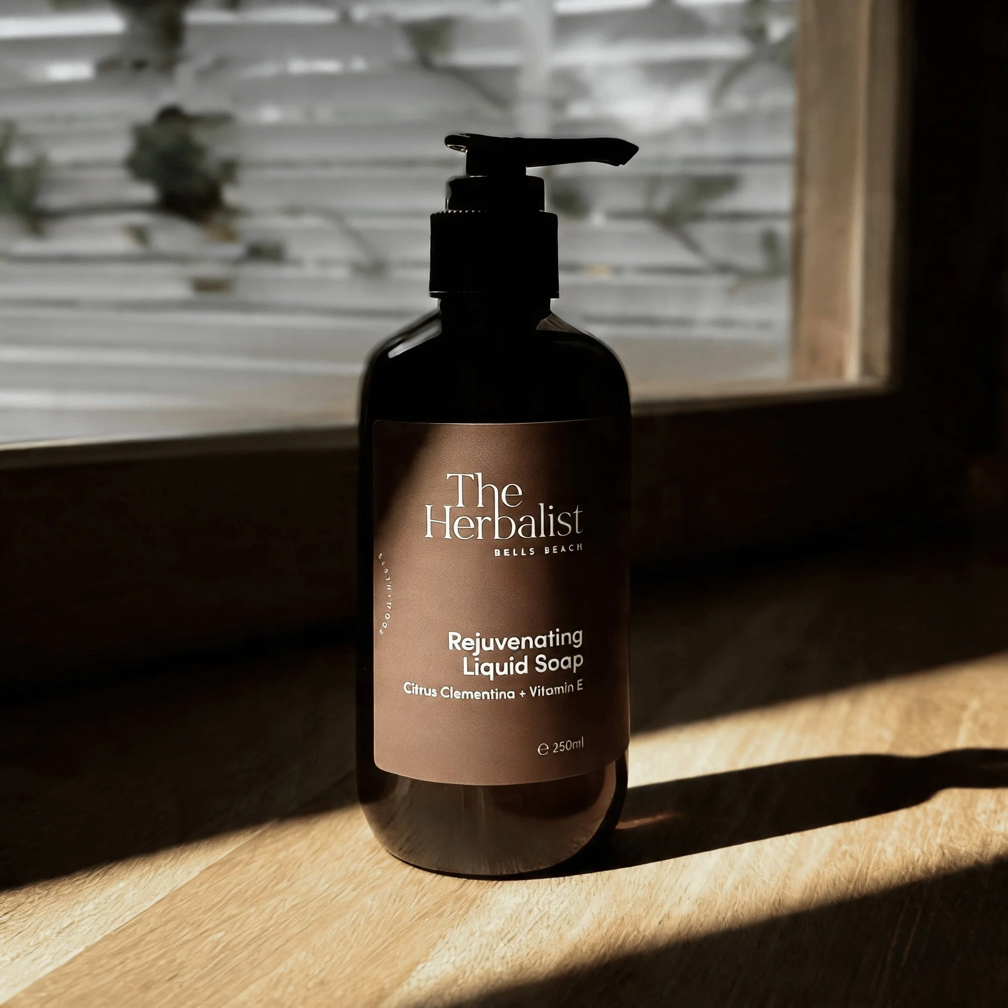 Rejuvenating Liquid Soap with Citrus Clementine 250ml