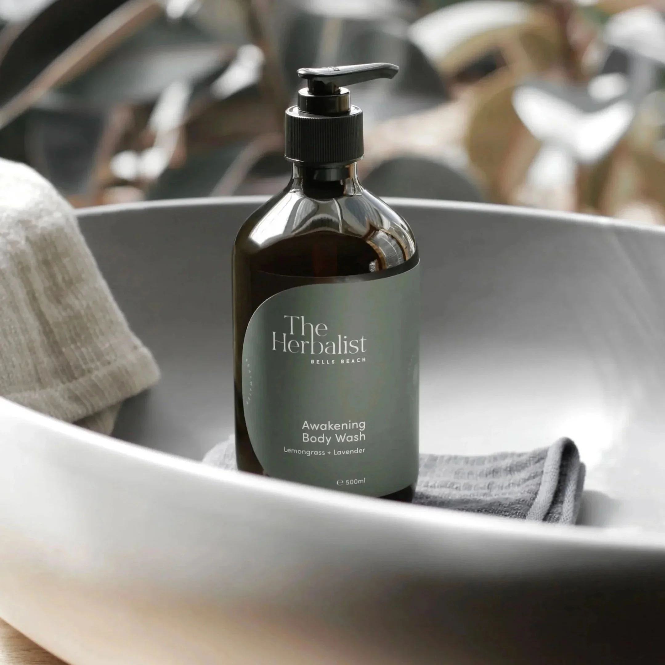 Awakening Body Wash with Lemongrass + Lavender