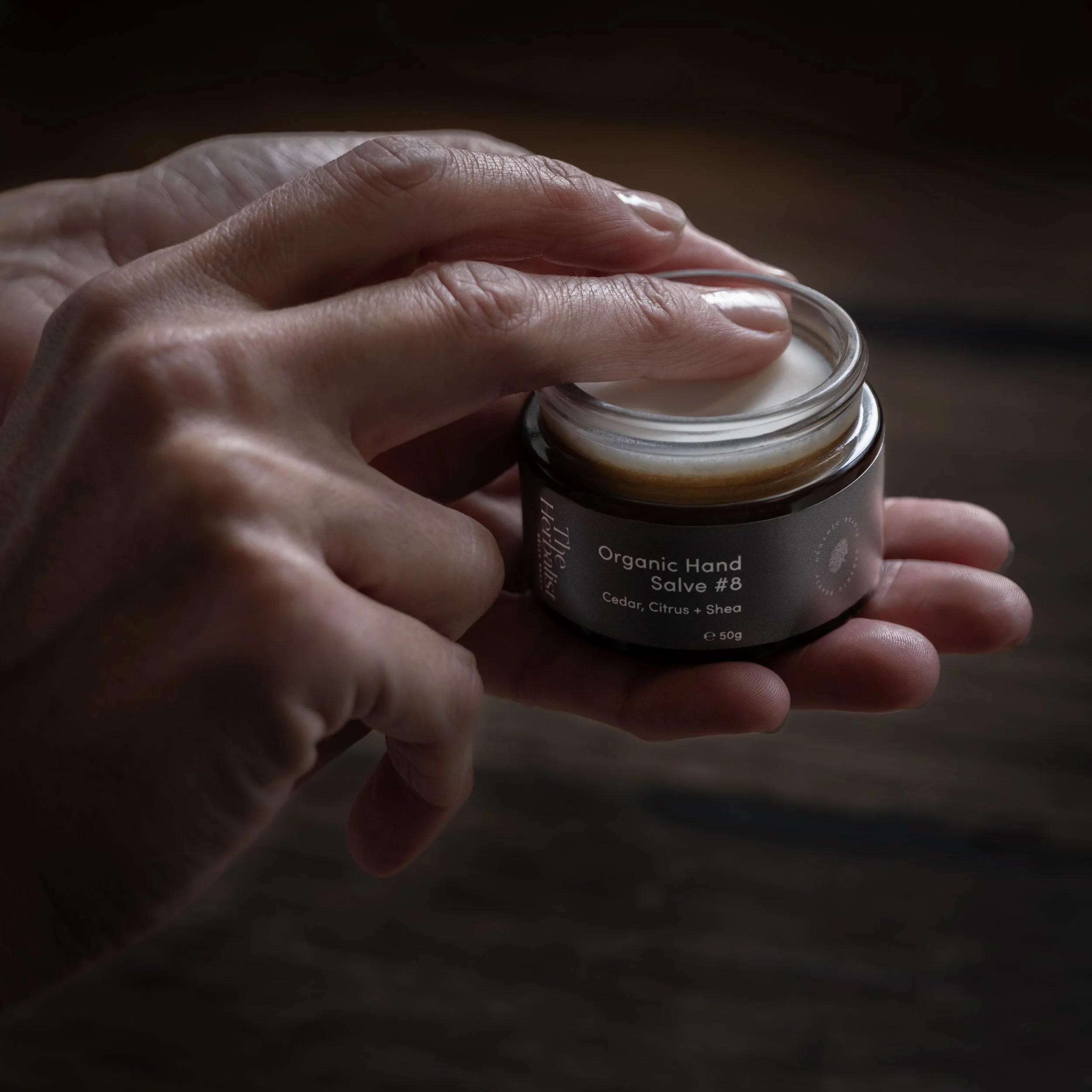 handsalve.jpg
