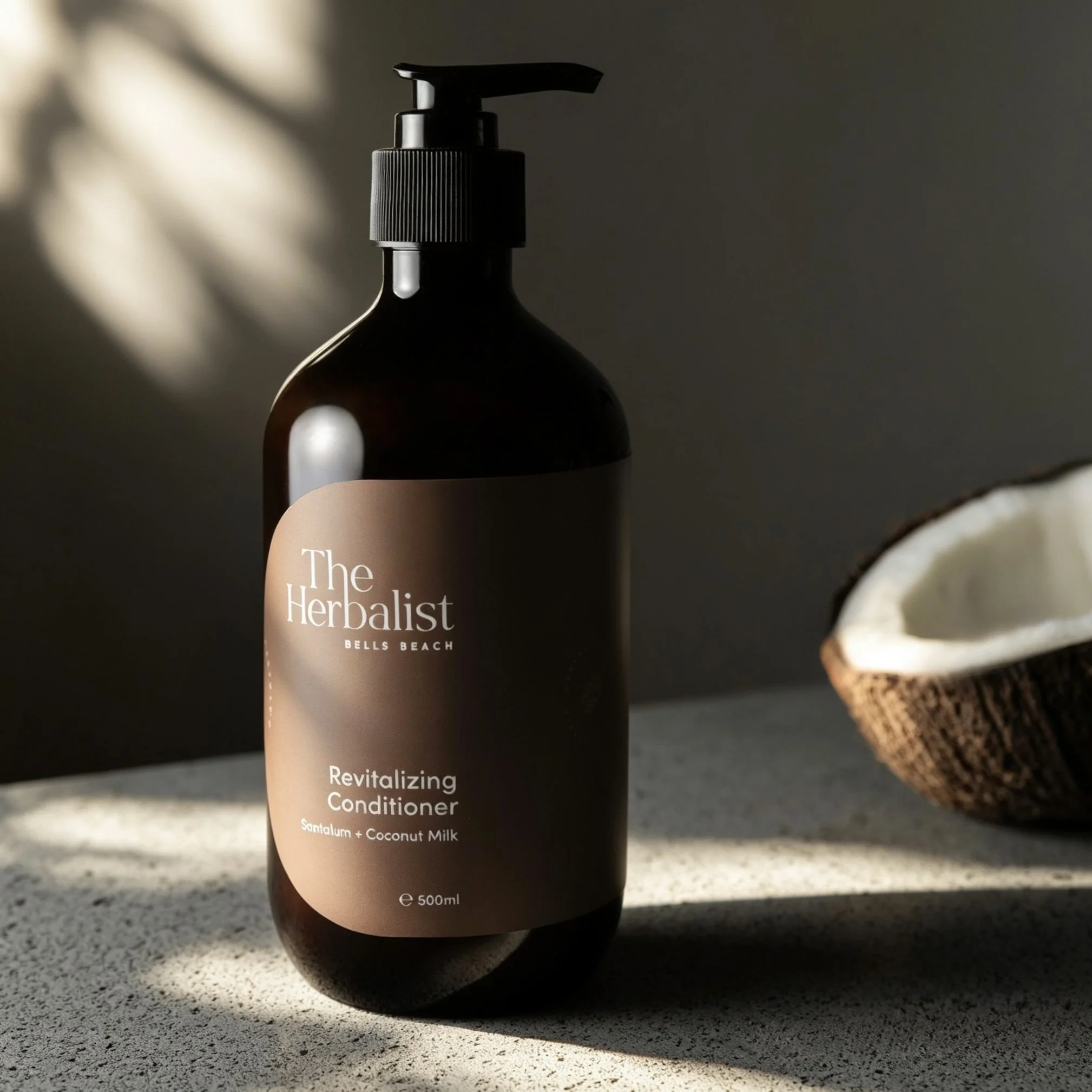 Revitalizing Conditioner Santalum + Coconut Milk