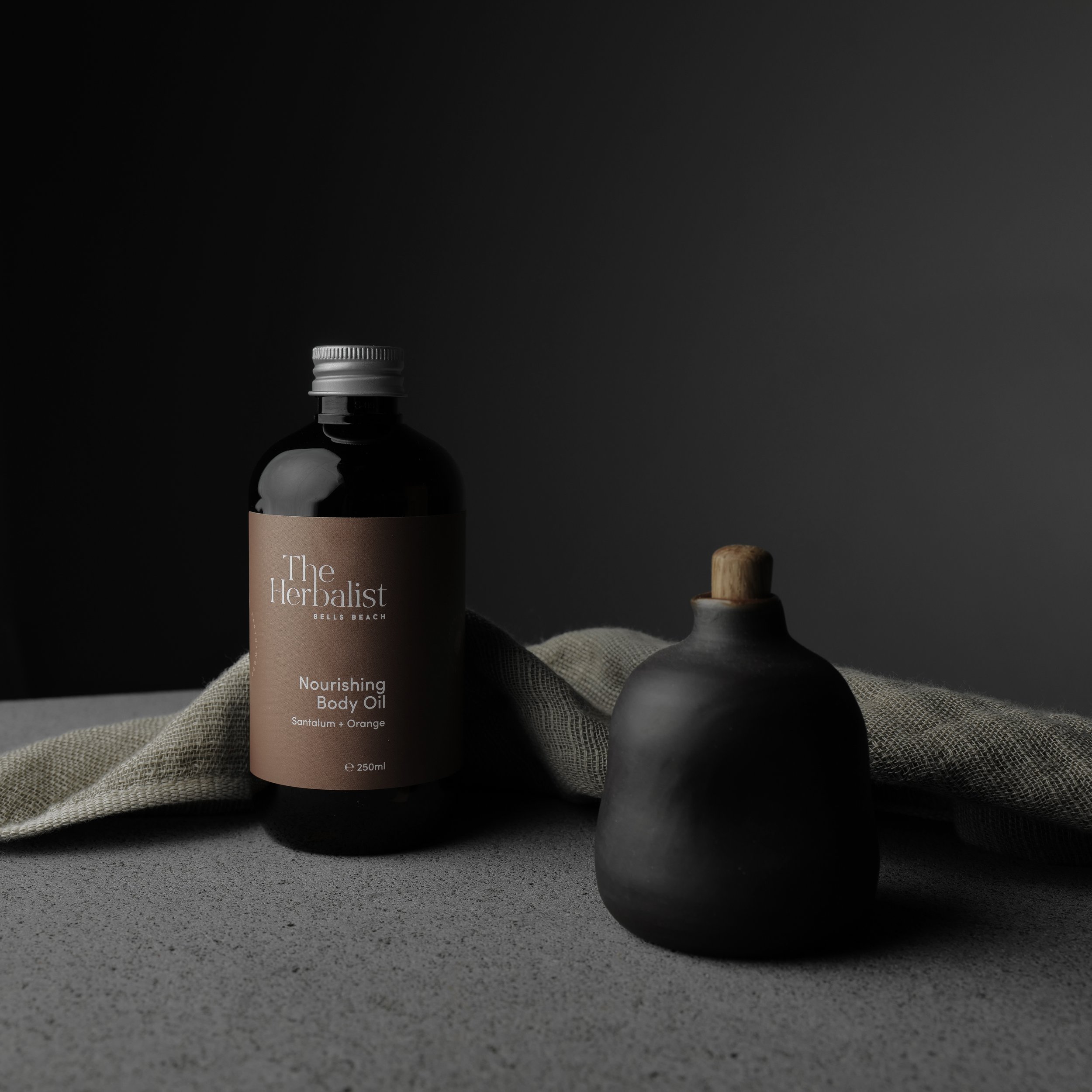 Nourishing Body Oil with Santalum + Orange