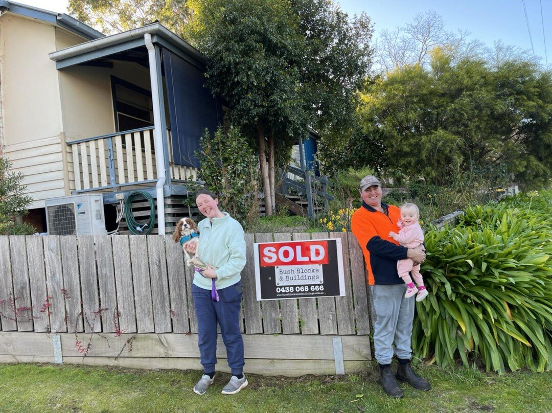 We had a great result last week, the new owners took possession of their new home.
This was achieved by referring them to a broker after their &ldquo;big 4&rdquo; bank said no.
There are ways to achieve your goals that aren&rsquo;t immediately obviou