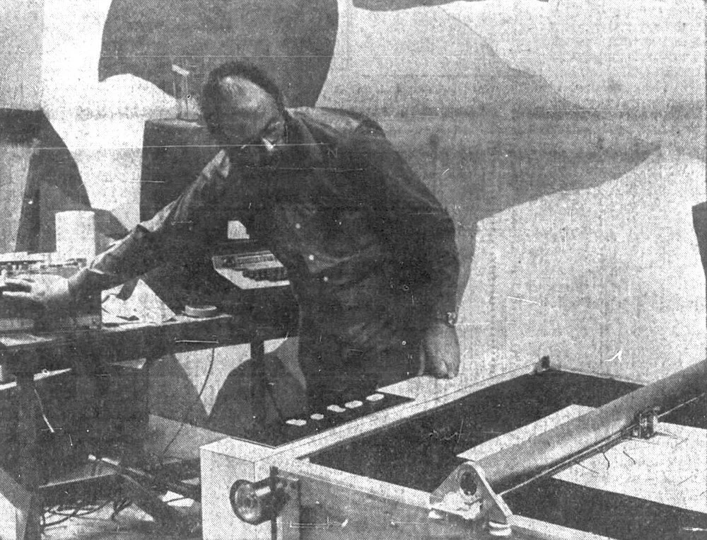 1971_01_18_cohen_exhibition_coverage_photo.jpg
