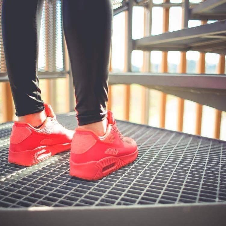 Monter les escaliers tout au long de la journ&eacute;e participe &agrave; une bonne sant&eacute; en lutant contre la s&eacute;dentarit&eacute; 
www.dietetique.eu
#luter #s&eacute;dentarit&eacute; #escalier #exercices #sante #activit&eacute; #physique