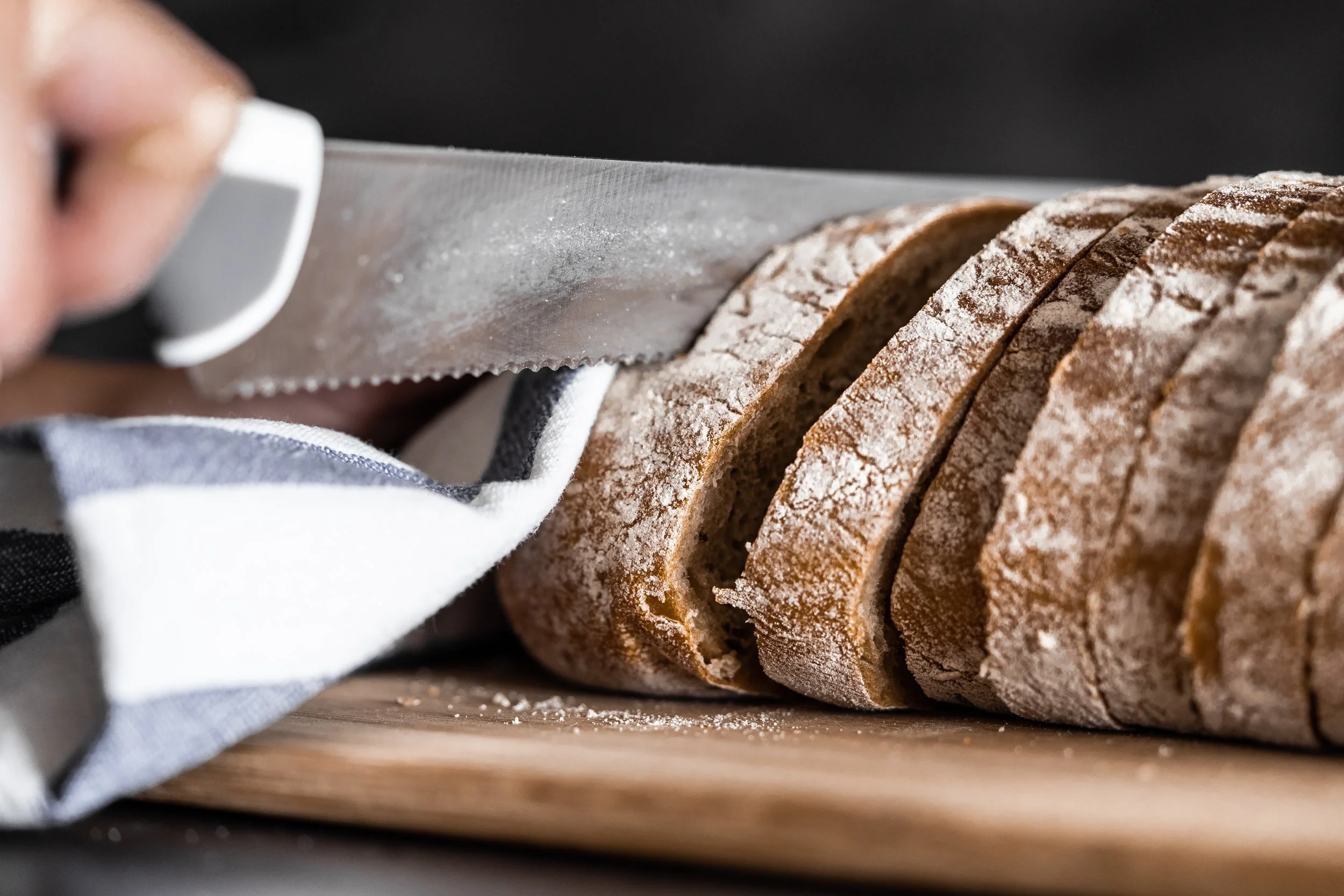 slicing-bread-picjumbo-com.jpg