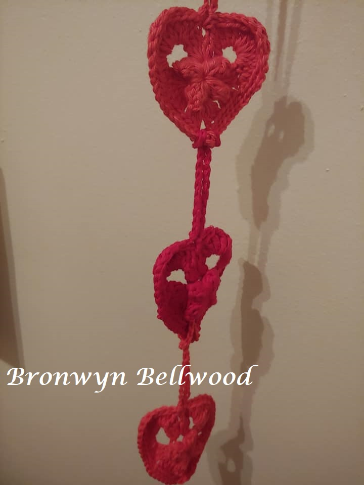 bronwyn bellwood heart.png