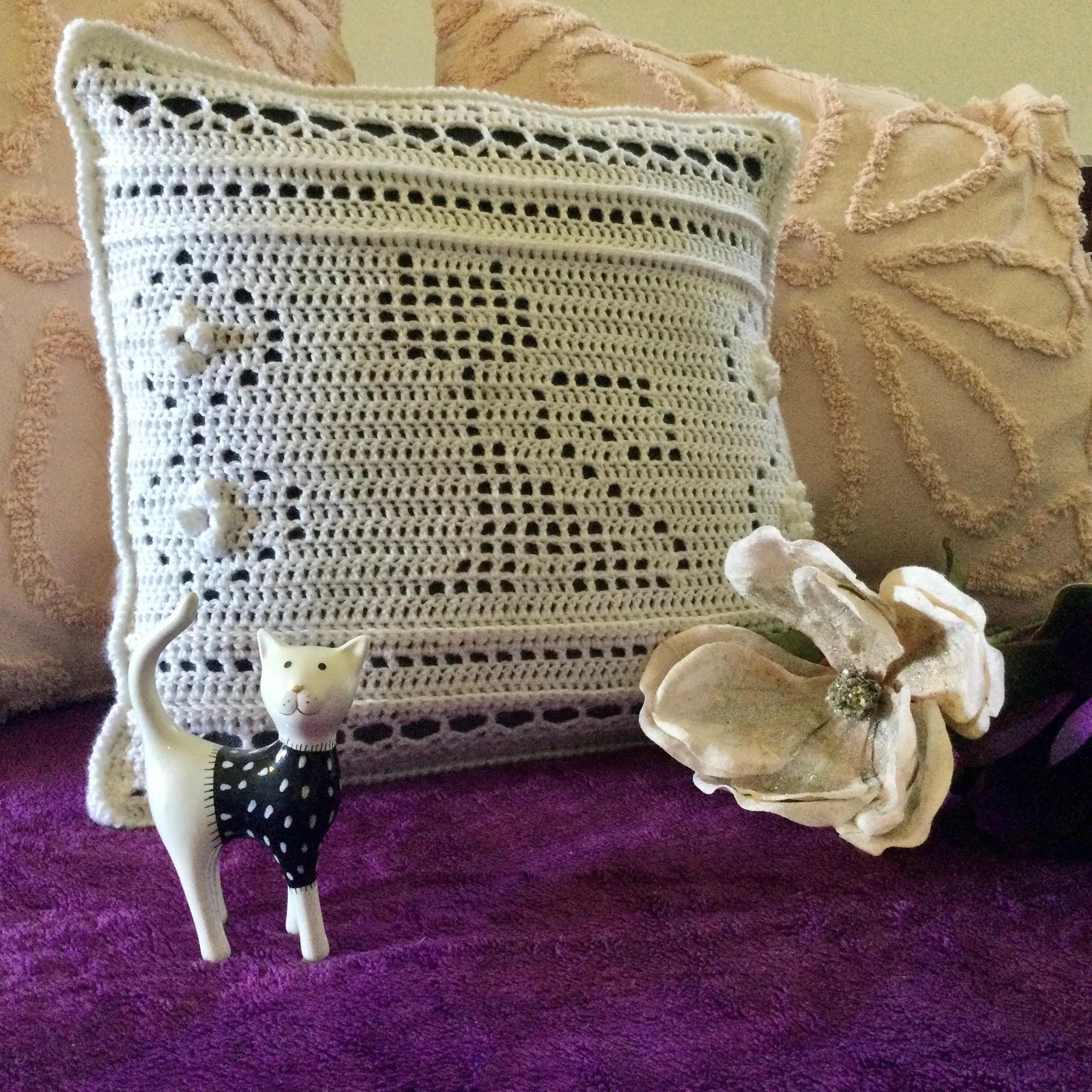 cat cushion completed 6.jpg