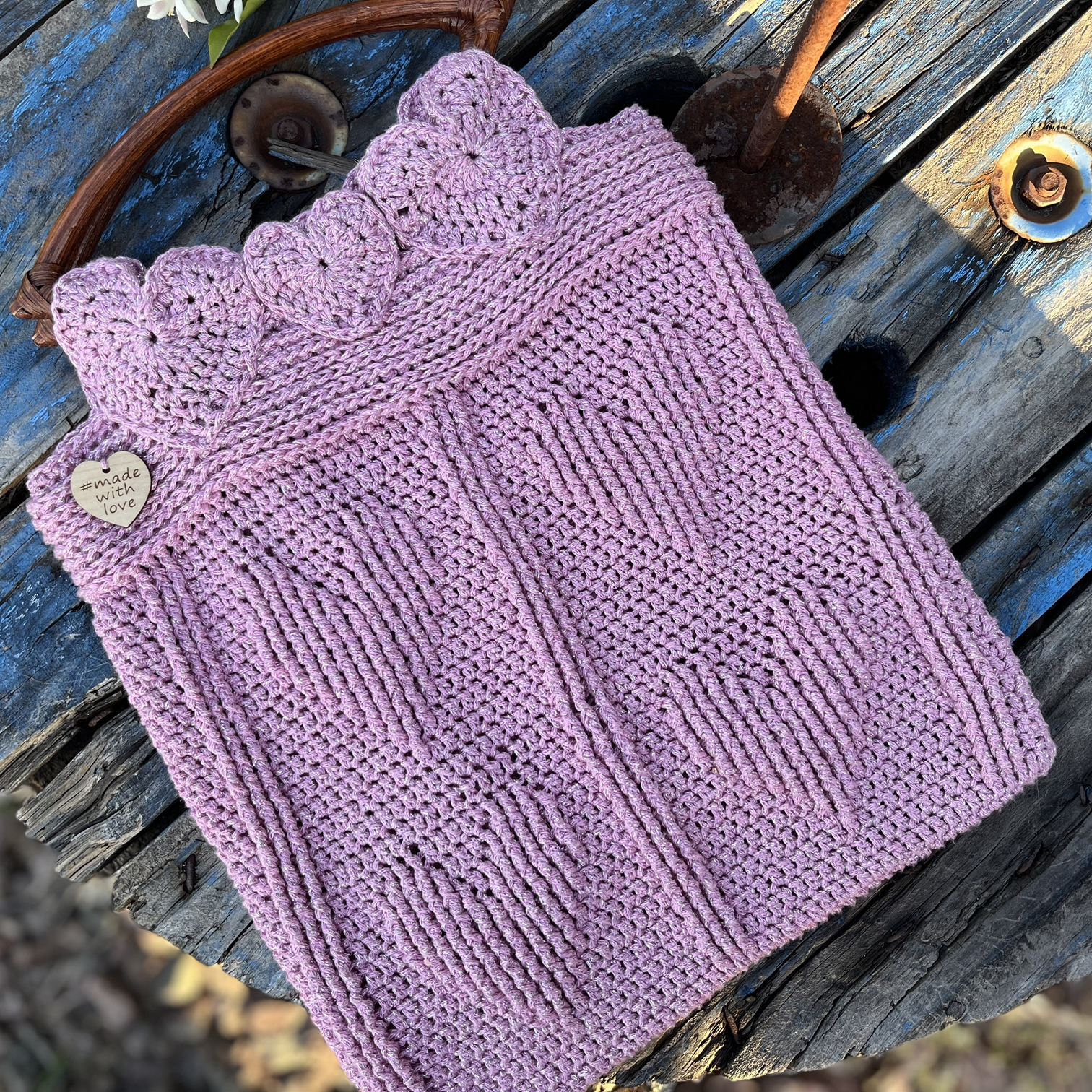 heart on tote fin 2.png