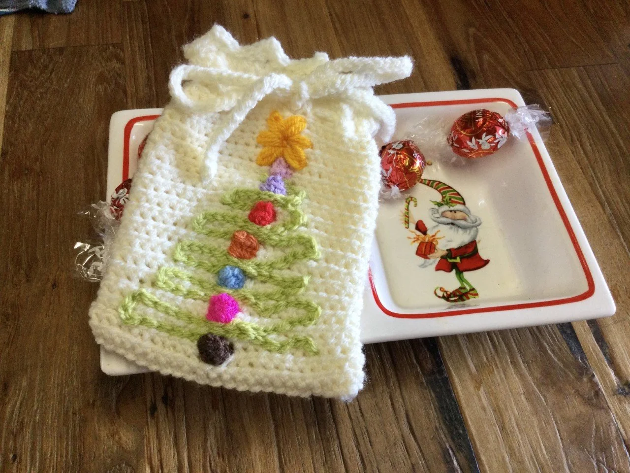 christmas bag fin 8.jpg