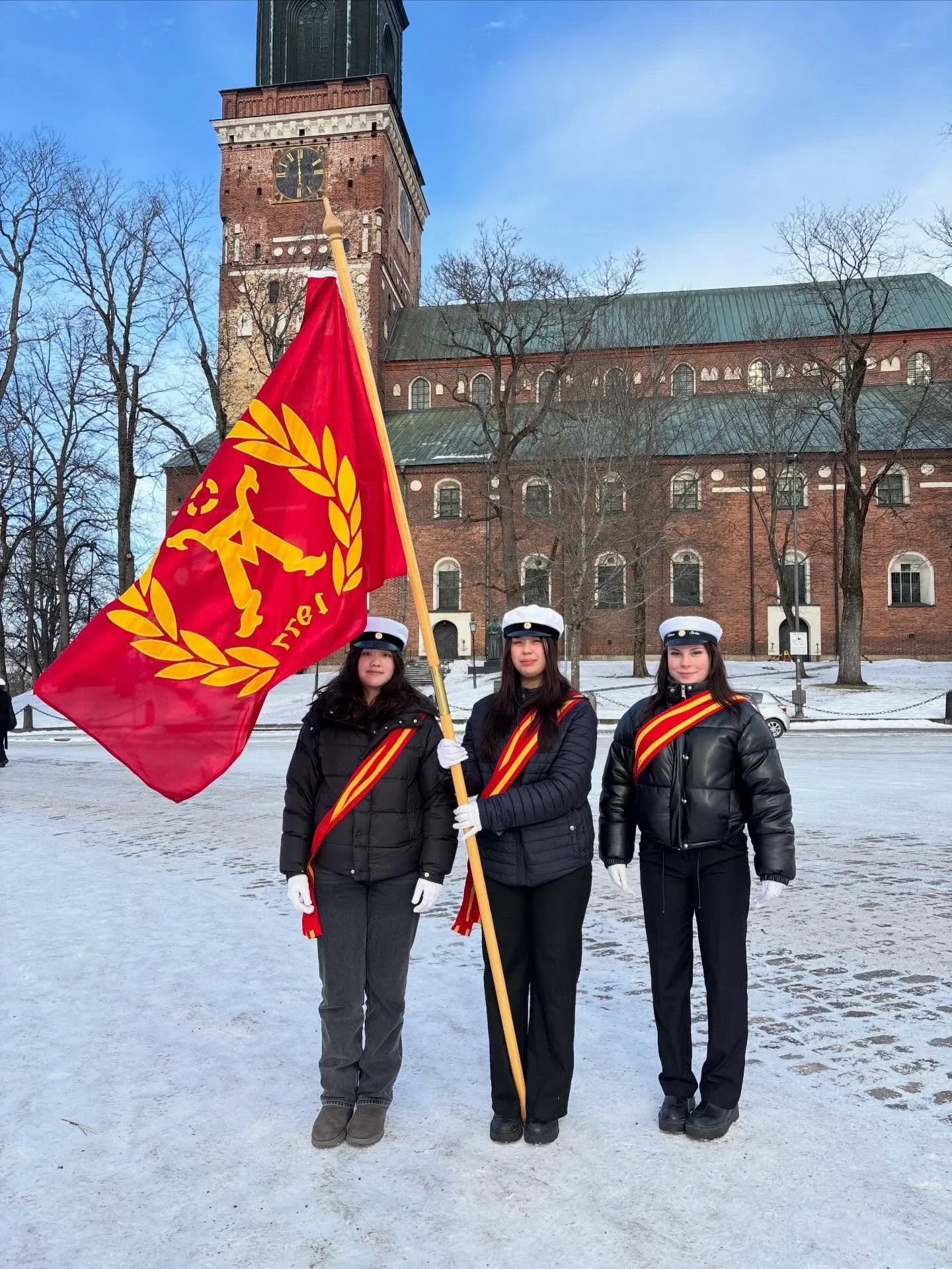 Idag deltog &Aring;sNas ordf&ouml;rande, PR-ansvarig och programchef i fant&aring;get till Per Brahe❤️💛