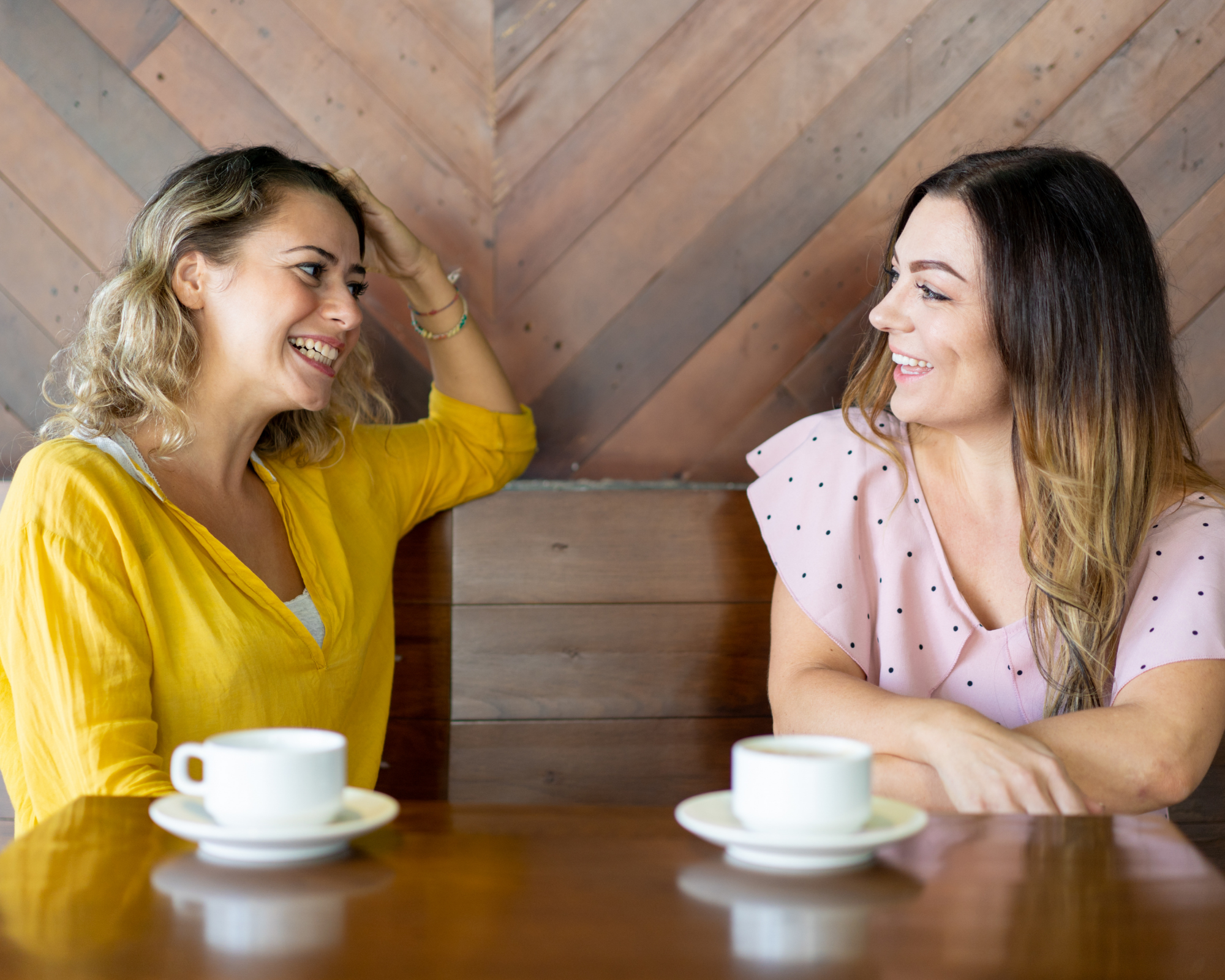 Talking to a therapist v’s talking to a friend