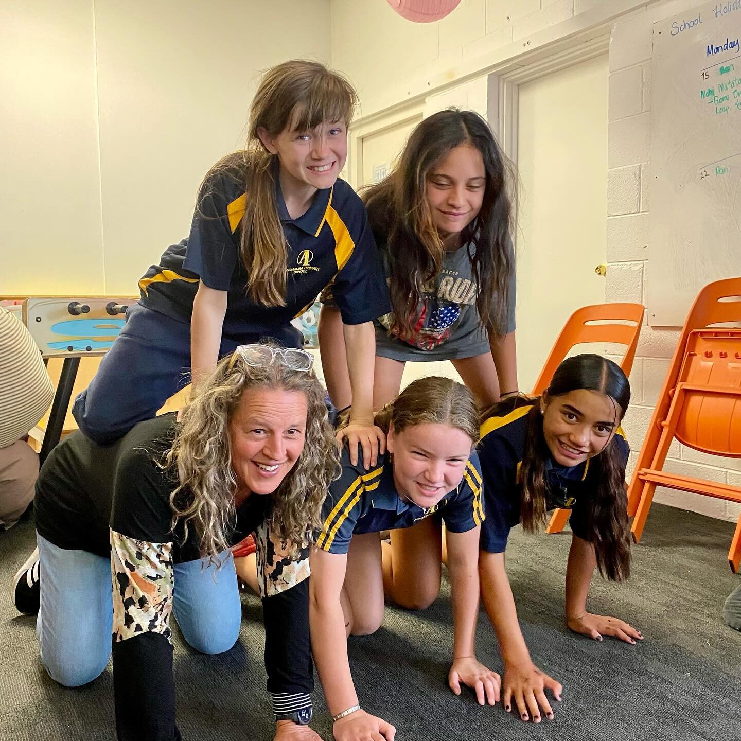 🎲🎱Drop-In 😎👾
TW: fake blood 

The zombie apocalypse hit Puna Rangatahi 😳🧟&zwj;♂️🩸 Courtney showed the kids how they can make some convincing zombie bites with face paint and gelatine at Drop-In 🎨 Swipe to see the gnarly scars!

We&rsquo;re su