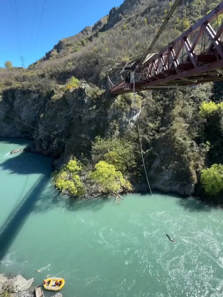 43m. One bridge. Zero backing out. 😮&zwj;💨

We took a crew of rangatahi from our Mentoring programme to AJ Hackett Bungy New Zealand - Kawarau Bungy Centre for the solo 43m Kawarau bungy &mdash; and they absolutely sent it! 🫡

A pretty epic day of
