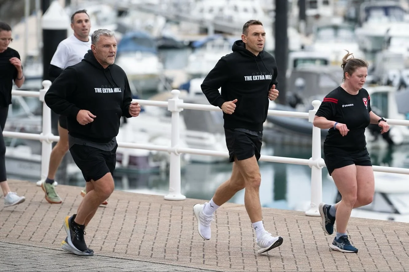 Former rugby league Leeds Rhino’s player and currently skills and kicking coach for England RFU joining in on a 5K fun run at Waterfront Gardens raising awareness and funds for MNDA before heading off for a fundraiser at the JRFC #rugby #commun