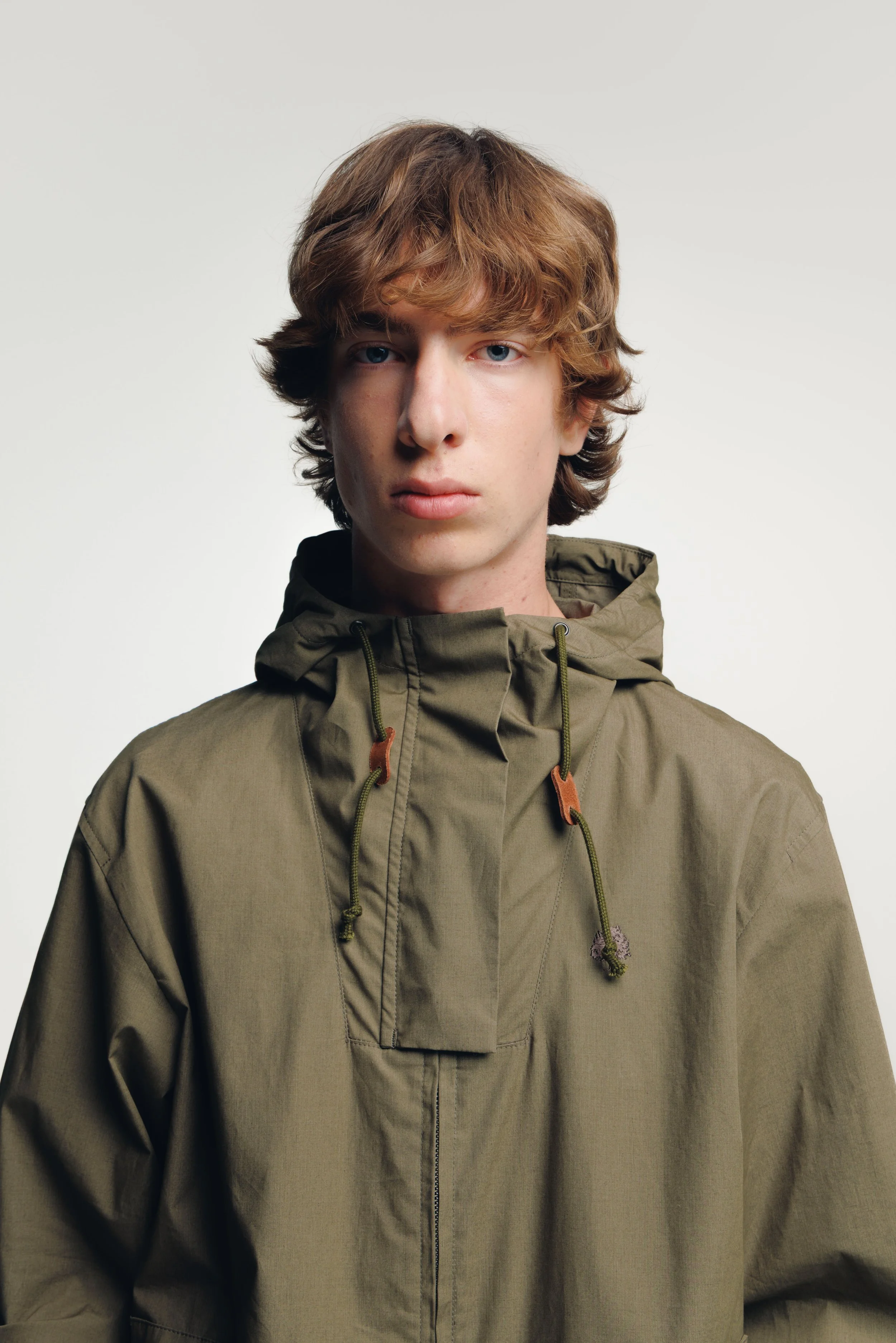 R-Collection_SS26_Studio_WEB SMALL_173.jpg