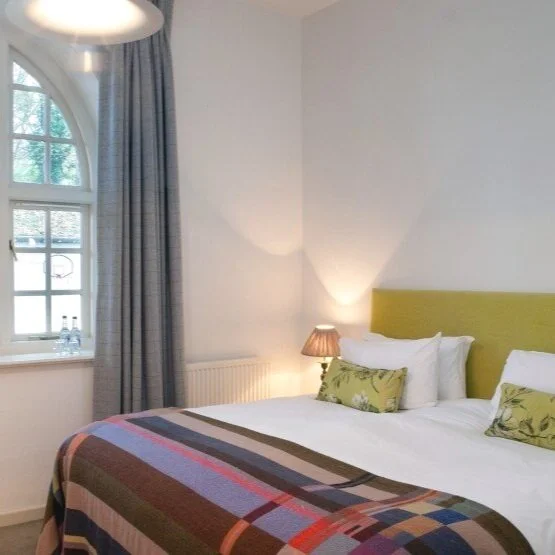 Fowey-Hall-Interconnecting-Room-1.jpg