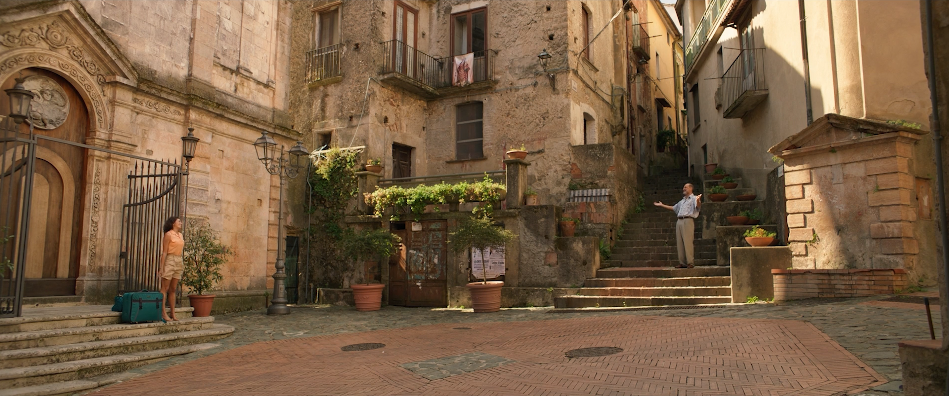 il_pezzo (1080p).00_01_32_13.Still004.png