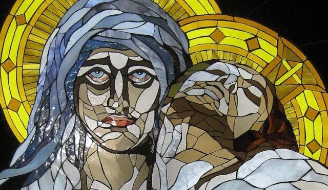 Featured Artist: Julie Christensen