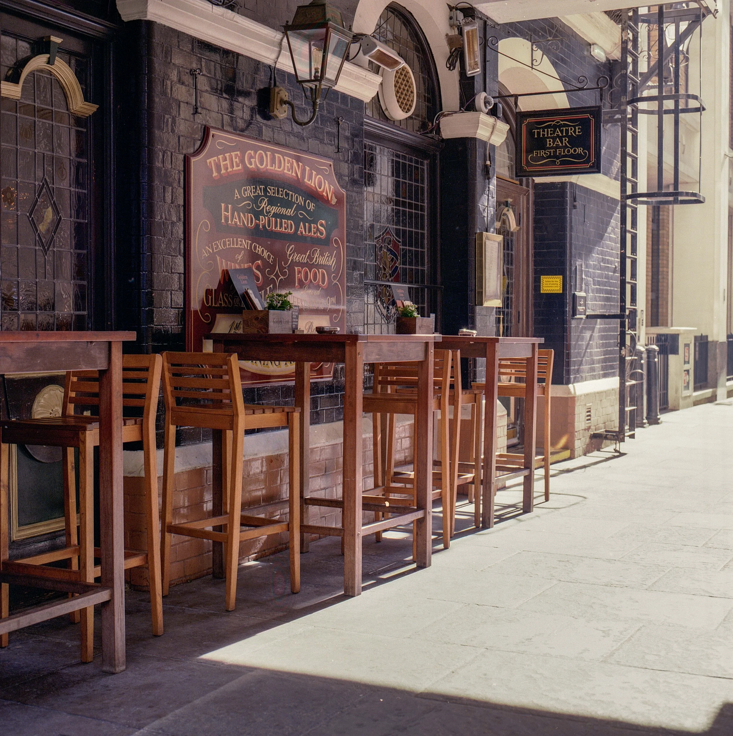 Antoine_Film_75-2.jpg